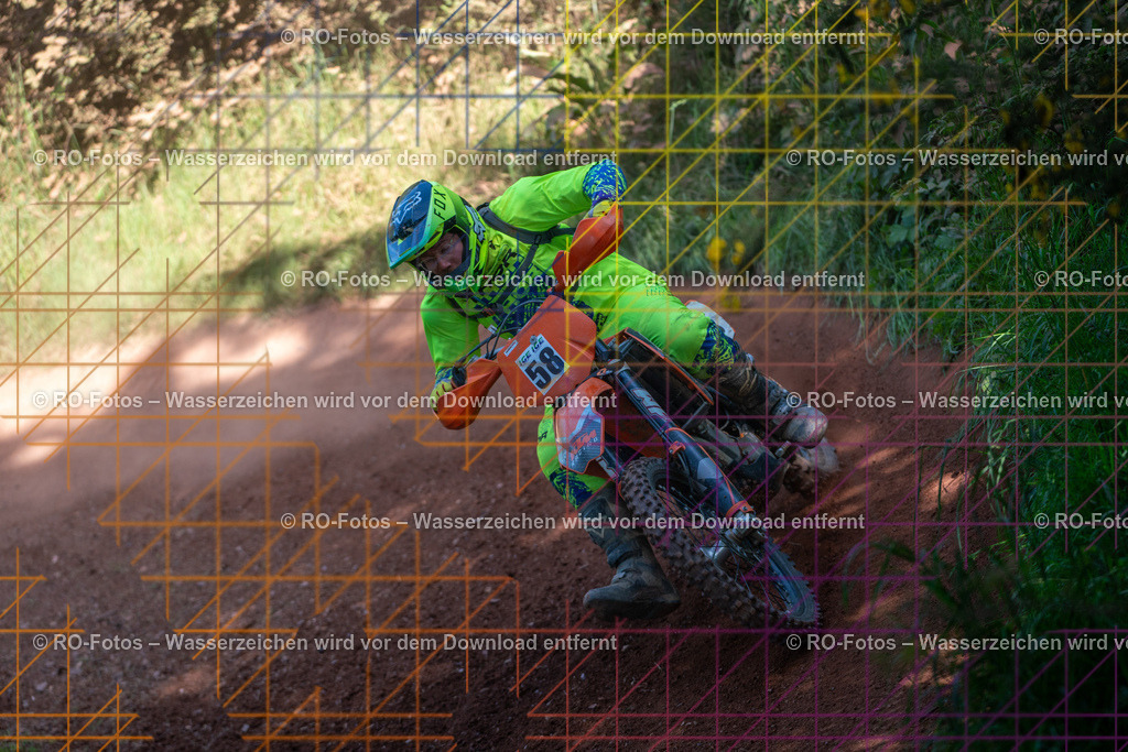 Wolfshausen 3 Lauf -869 | Sportfotografie von RO-Fotos: Motorsport, Motocross, Enduro, Laufveranstaltungen und Triathlon. Professionelle Fotos von Sportlern und Events. - Realisiert mit Pictrs.com