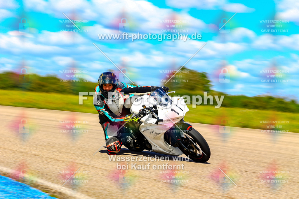 011-6288 | Hier findet Ihr Bilder von Touristenfahrten auf der Nürburgring Nordschleife oder von anderen Veranstaltungen die ich besucht habe. Viel Spass beim Durch Schauen 