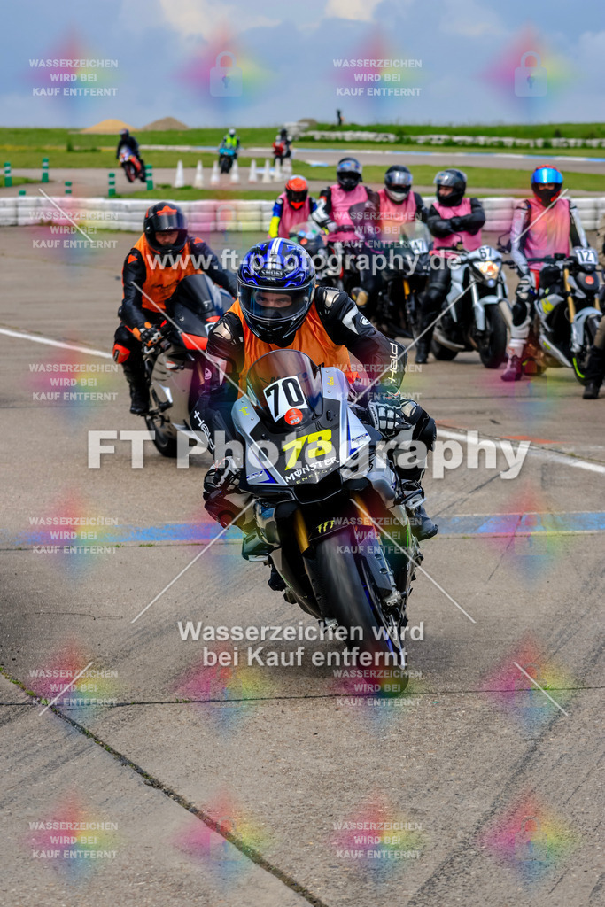 MotoTeam-9655 | Hier findet Ihr Bilder von Touristenfahrten auf der Nürburgring Nordschleife oder von anderen Veranstaltungen die ich besucht habe. Viel Spass beim Durch Schauen 