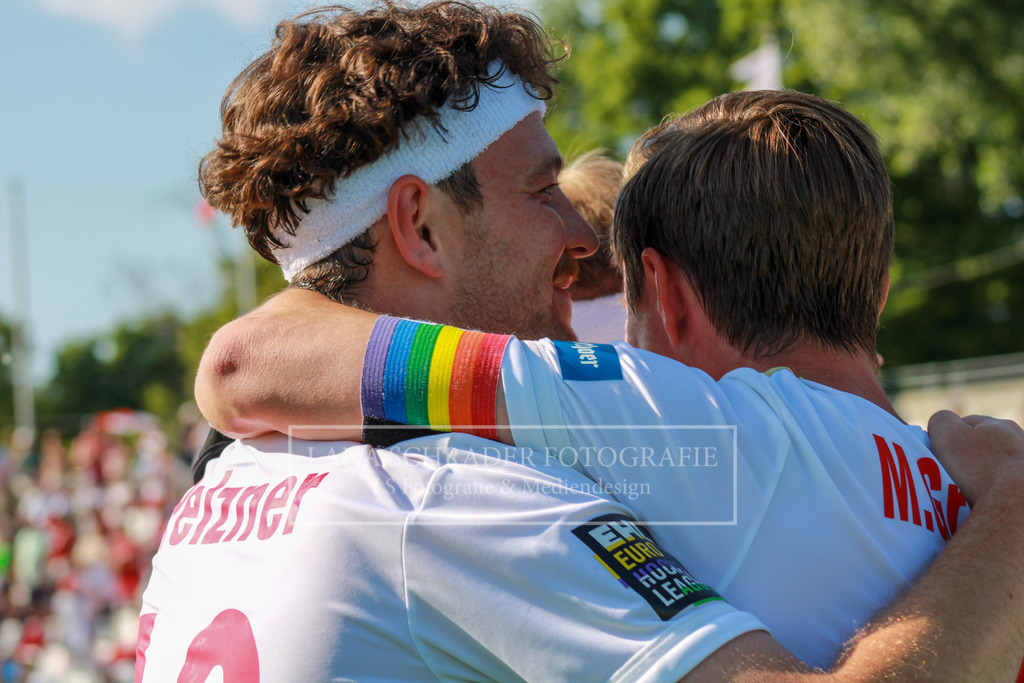 DM23 Finale Herren Mannheimer HC - Rot-Weiß Köln 04.06.23 | lanaschraderfotografie - Realisiert mit Pictrs.com
