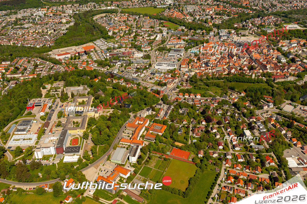 Das Luftbild zeigt :  Kaufbeuren - Die Luftaufnahme wurde 2024 vom UL-Flugzeug aus erstellt ( keine Drohne ) - Hochauflösende Luftaufnahme - Für grossformatige Ausdrucke geeignet. Die Geschenkidee !Mit Lizenz und Bildrechte bestellbar