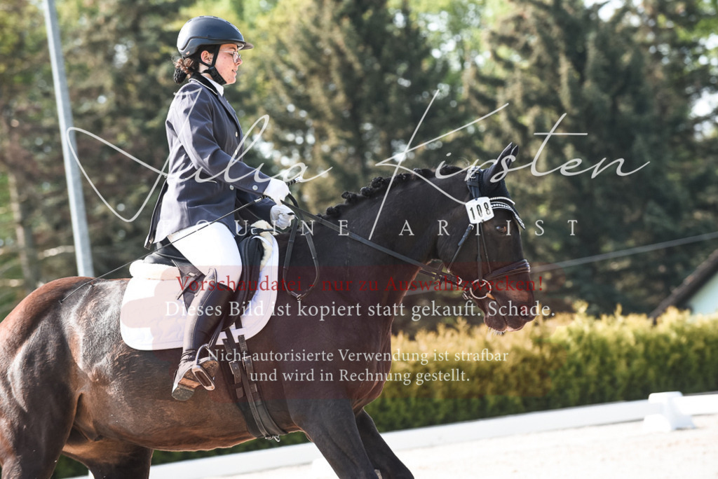 20230518_JK-Röhrsdorf-09-1018 | Pferde- und Turnierfotografie in Westsachsen. Pferdeportraits, Auftragszeichnungen und intuitive Kunst.