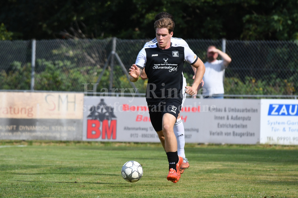 SpVgg GW Deggendorf | Maximilian Eichlinger (SpVgg GW Deggendorf #27) - Realisiert mit Pictrs.com