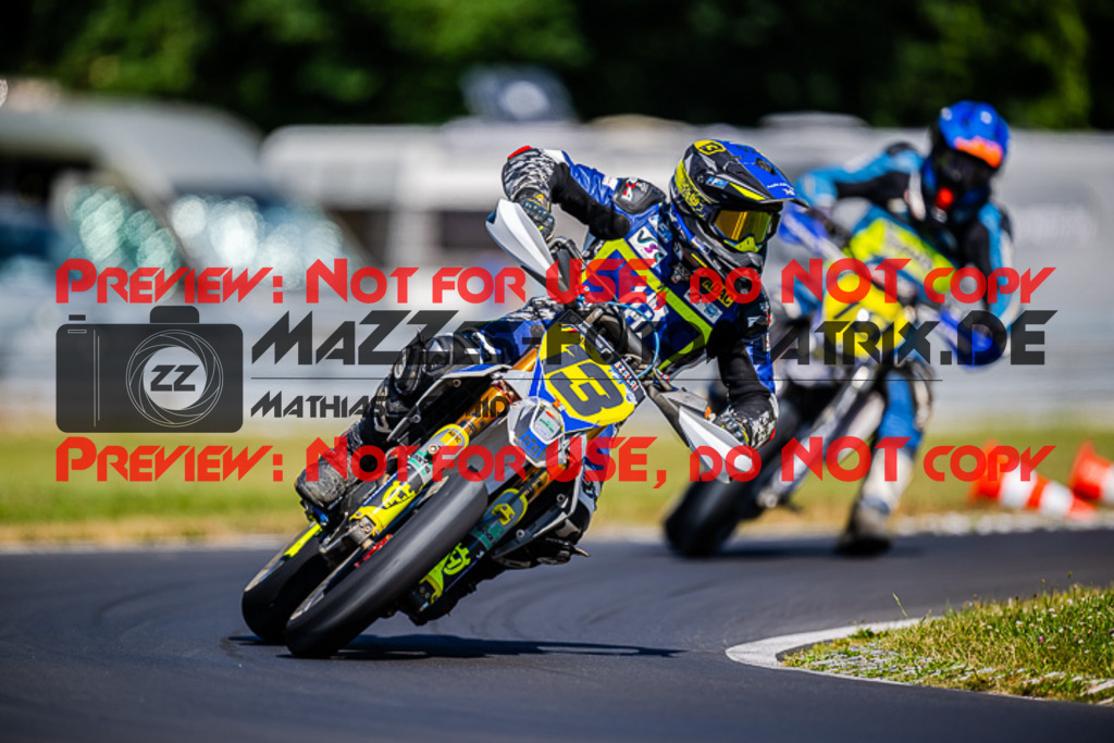 MaZZes_FotoMatrix_220702_745 | S1