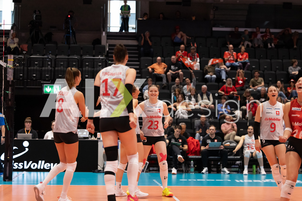 Georgia v Switzerland - CEV European League Women | KRIENS, SWITZERLAND - JUNE 12: Players of Switzerland celebrating during the CEV European League match between Georgia and Switzerland at Pilatus Arena on June 12, 2026 in Kriens, Switzerland. - Realisiert mit Pictrs.com