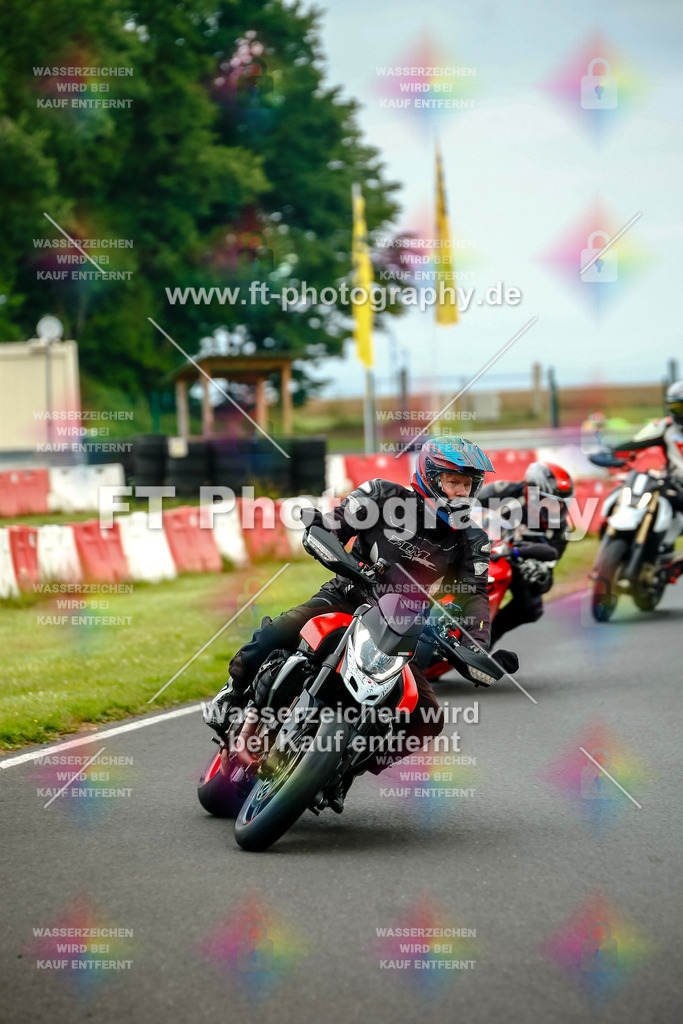 VBK-4224 | Hier findet Ihr Bilder von Touristenfahrten auf der Nürburgring Nordschleife oder von anderen Veranstaltungen die ich besucht habe. Viel Spass beim Durch Schauen 