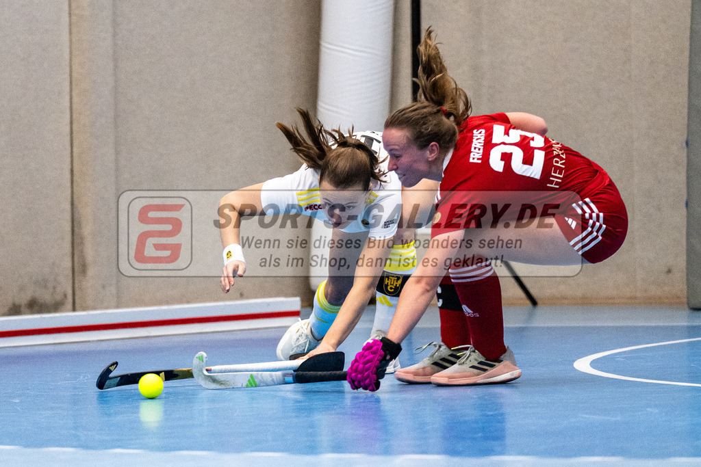 BHC Damen - HTHC 3-8 6.12.25 SG-4879 | Hockey,Sport,Fieldhockey,1.Bundesliga,2.Bundesliga,Sportfotografie,Shop,Sportphotography,Feldhockey,Hockeyliga