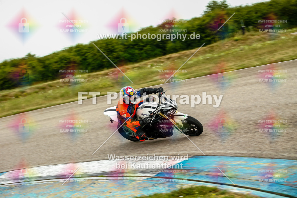 Chambley Juli-1188 | Hier findet Ihr Bilder von Touristenfahrten auf der Nürburgring Nordschleife oder von anderen Veranstaltungen die ich besucht habe. Viel Spass beim Durch Schauen 