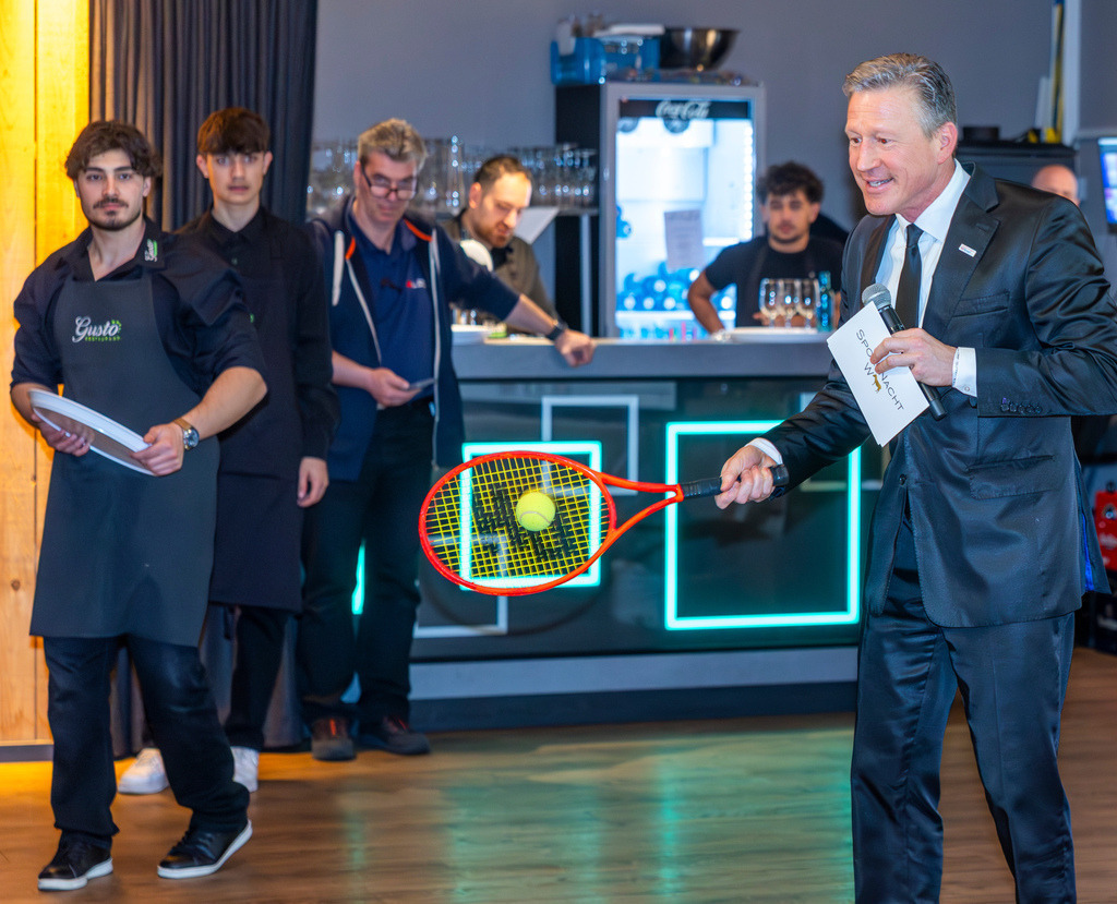 top-top.de 260306-150 | Foto, Video, Fotografie, Videografie, Fotobox, DJ, Discjockey, Musik, Musikbox, Veranstaltung, Photobooth, Amazon, Ebay, Buchtipp, Bestseller, Autor, Verlag, Buch, Wesel, Hamminkeln, NRW, Dinslaken, Rees, Drohne, Hochzeit, Party, Fotobox, Wesel, Fotograf