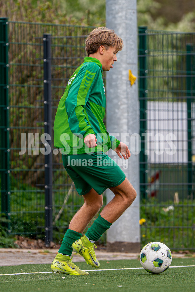 VFL Wittekind-Wildeshausen - TuS Eversten I 02401 | jns.sportfotos - Realisiert mit Pictrs.com