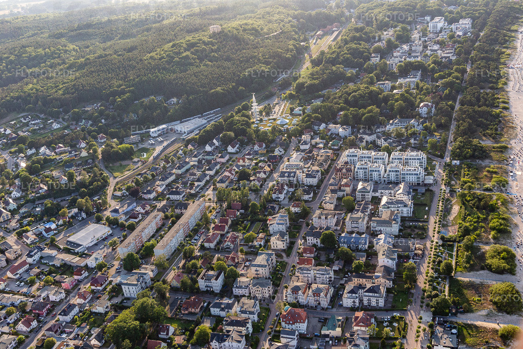 Goethestr | Luftbild: Goethestr im Ortsteil Ahlbeck U in Heringsdorf im Bundesland Mecklenburg-Vorpommern in Deutschland. Foto: IMG_141566.jpg vom 06.06.2024 durch ©2025 Werner Riehm fly-foto.de/copyright - Realisiert mit Pictrs.com