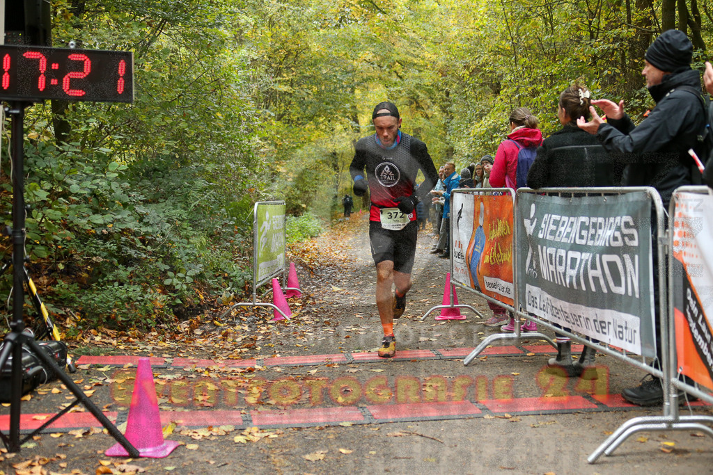 251026_1219_EX1_0075 | Sportfotografie im Rhein-Sieg Kreis, Köln, Bonn, NRW, Rheinland Pfalz, Hessen, etc. Unser Tätigkeitsfeld umfasst den Laufsport vom Volkslauf über den Marathon, Duathlon, Triathon bis zum Ultralauf wie Kölnpfad Ultra oder Schindertrail.