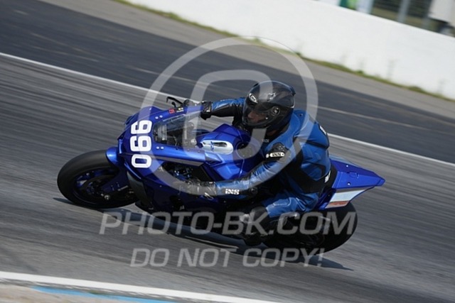 2024_08_30_PBK_15182 | Sportfotografie; SlowMotion; Video; Rennstrecke; Hafeneger; Speer; Racing; RSE; BMW; CBO; Trackday; Motorsportarena; Hockenheimring; Brno; Most; Barcelona; Valencia