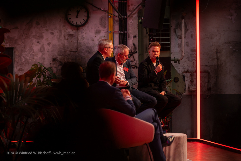 wwb_2217 | <Fotografie> <Video> <Film> <Winfried Bischoff> - Realisiert mit Pictrs.com