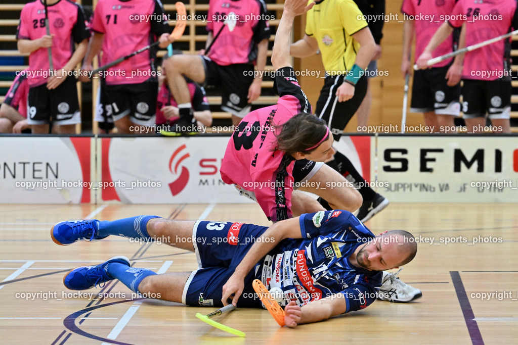 VSV Unihockey vs. Wiener Floorballferein 6.4.2024 | #3 Jesse Laukkanen Wiener Floorballverein, #13 Jan Sláma VSV Unihockey, VSV Unihockey vs. Wiener Floorballferein 6.4.2024, VSV Unihockey vs. Wiener Floorballferein  am 06.04.2024 in Villach (Ballspielhalle St. Martin), Austria, (Photo by Bernd Stefan)