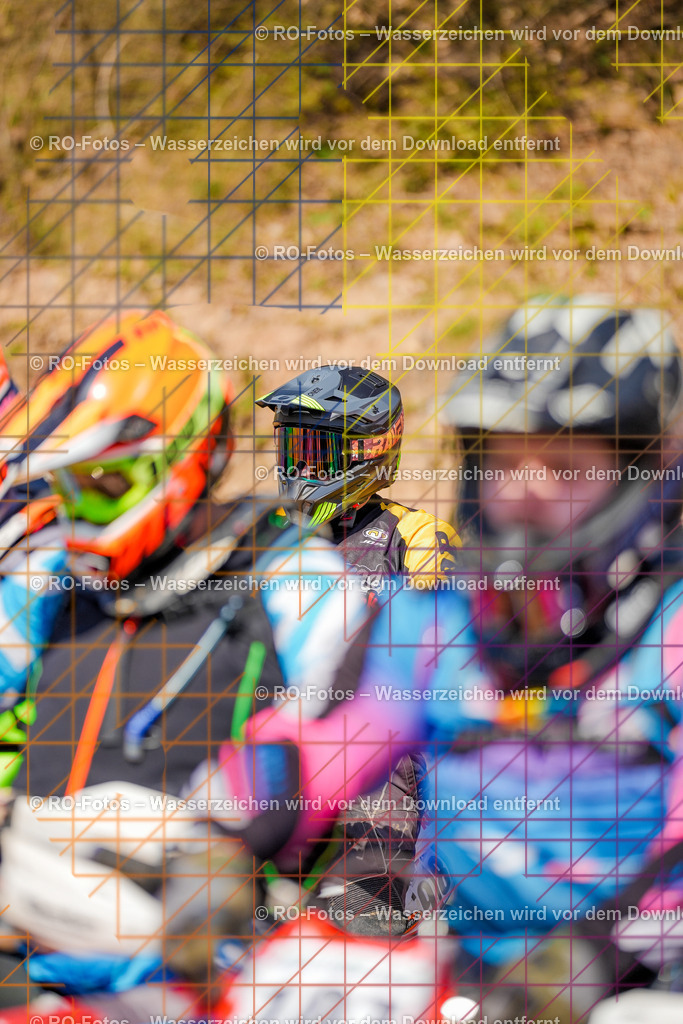 2 Lauf Mernes-131 | Sportfotografie von RO-Fotos: Motorsport, Motocross, Enduro, Laufveranstaltungen und Triathlon. Professionelle Fotos von Sportlern und Events. - Realisiert mit Pictrs.com