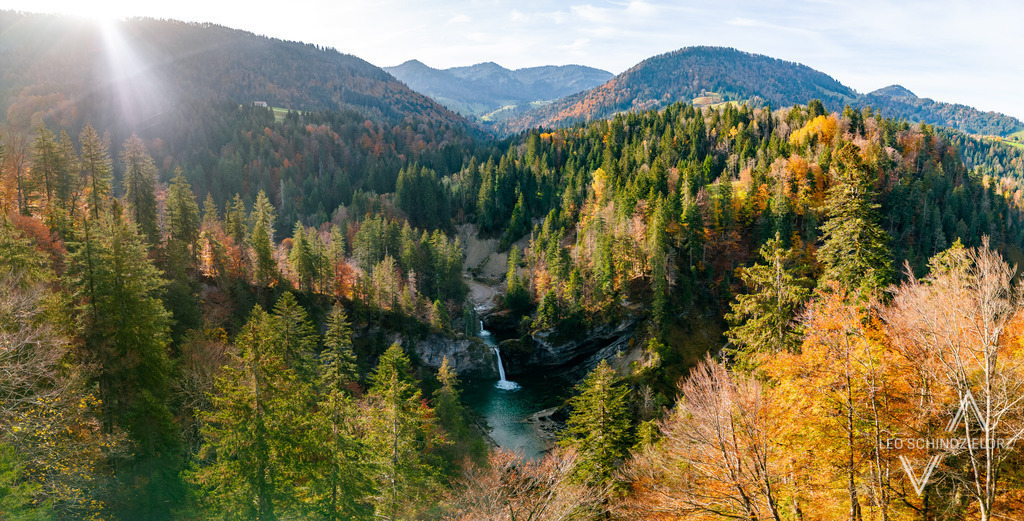 Fotografie_Leo_Schindzielorz_DE_Herbst_Allgaeu_Buchenegger_20221020_DJI_0959-HDR-Pano_org | Atmosphärische Landschaftsbilder & Drohnenaufnahmen aus dem Allgäu, Tirol, Südtirol & der Schweiz – ideal für Leinwanddrucke & zur stilvollen Raumgestaltung. - Realisiert mit Pictrs.com