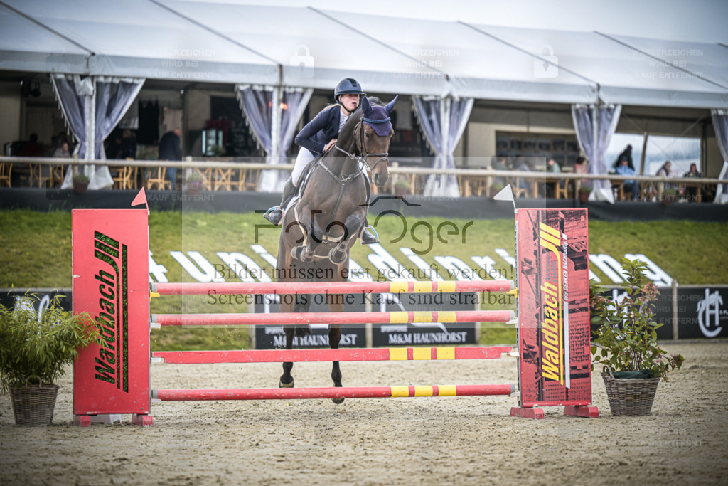 DOS_1948 | Entdecke hochwertige Reitturnierfotos von Foto Oger. Professionell, emotional und authentisch – jetzt Lieblingsmomente im Shop bestellen. - Realisiert mit Pictrs.com