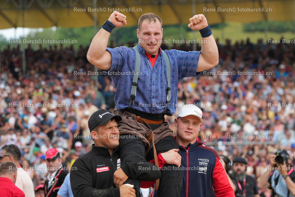 RB_09200 | René Burch leidenschaftlicher Fotograf aus Kerns in Obwalden.  Hier finden sie Sport, Landschaft und Natur Fotografie.
 - Realisiert mit Pictrs.com