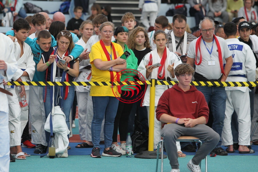 JT6F0012 | Fotos vom Adler Cup - Pictures from Adler Cup

Hier findet Ihr alle Eindrücke und großen Momente der Adler Cup Wochenenden. Here you will find all impressions and great moments of the Adler Cup weekends. - Realisiert mit Pictrs.com