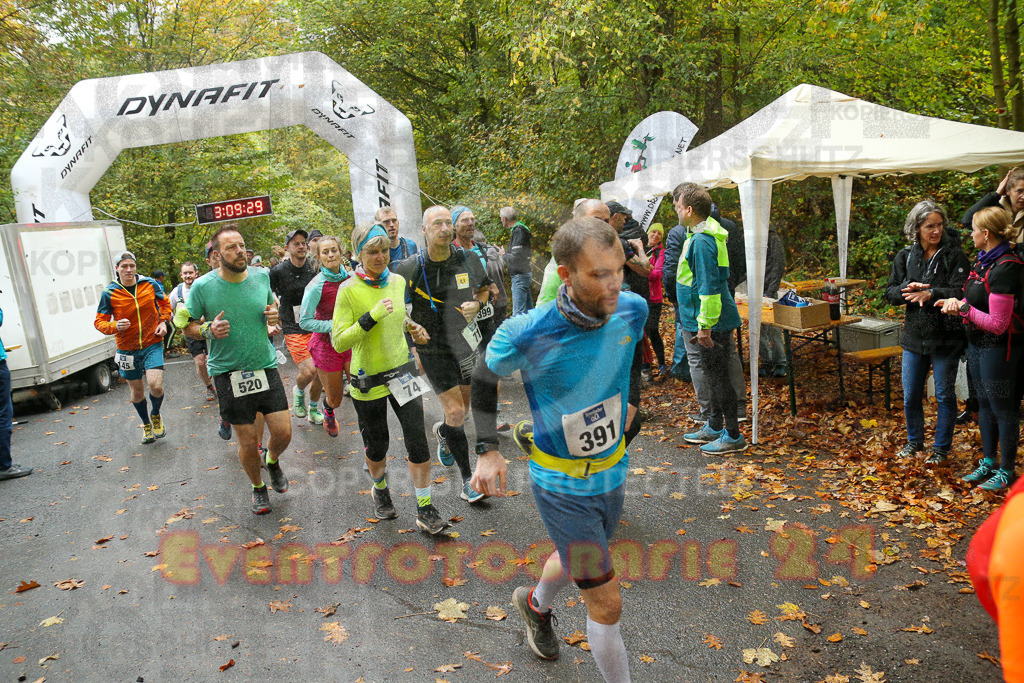 241027_1009_EX1_3662 | Sportfotografie im Rhein-Sieg Kreis, Köln, Bonn, NRW, Rheinland Pfalz, Hessen, etc. Unser Tätigkeitsfeld umfasst den Laufsport vom Volkslauf über den Marathon, Duathlon, Triathon bis zum Ultralauf wie Kölnpfad Ultra oder Schindertrail.