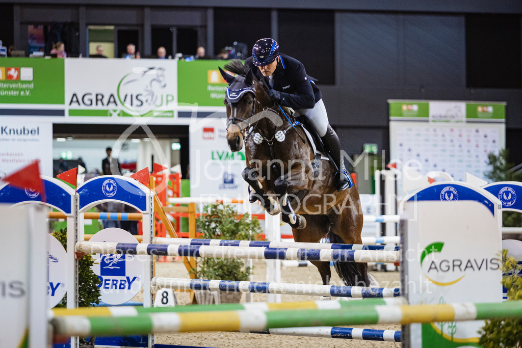 250108_Muenster_Mannschaft1-150 | Deine schönsten Turniermomente als professionelle Fotos! Entdecke hochwertige Pferdesport-Fotografie im Online-Shop. Jetzt Fotos finden & bestellen!