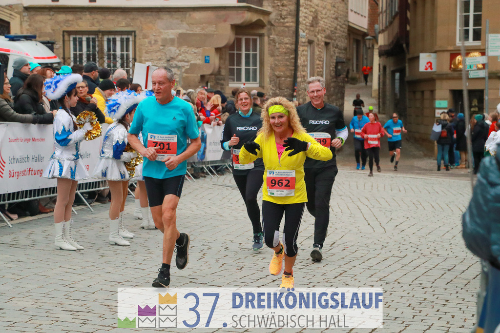 VR Bank Hauptlauf 10000m | 3 Koenigslauf 2023 - Realisiert mit Pictrs.com