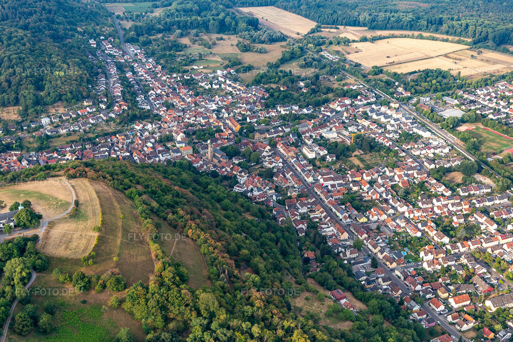 Luftbild: Untergrombach im Ortsteil Untergrombach in Bruchsal im Bundesland Baden-Württemberg in Deutschland. Foto: IMG_134163.jpg vom 26.08.2022 durch Werner Riehm/FLY-FOTO.deWWW.BRUCHSAL.DE