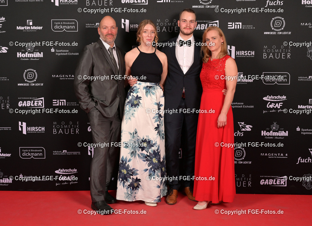 20240128-fge-fotos-0447 | Hofball der FGE am 28.01.2024 im Alten Stadttheater in Eichstätt. - Realisiert mit Pictrs.com