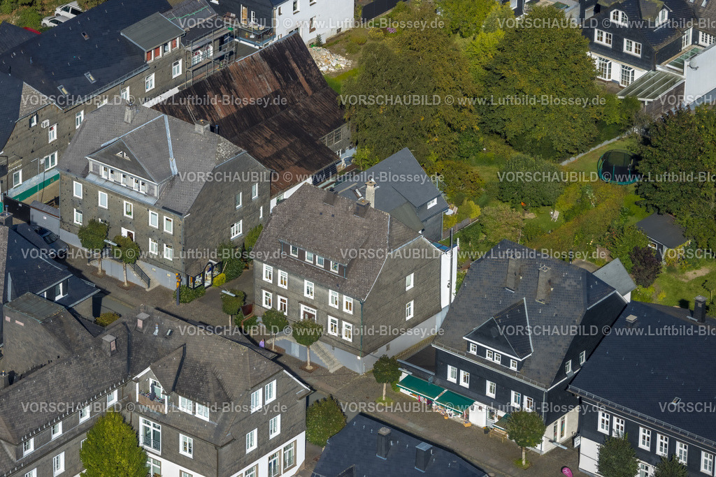 Schmallenberg230910913 | Luftbild, Wohnhaus Weststraße 33, Schmallenberg, Sauerland, Nordrhein-Westfalen, Deutschland