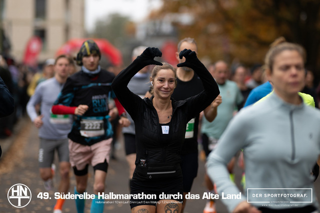 Süderelbe Halbmarathon 2025 I 09.11.2025 I Fotograf_DerSportfotograf.I 00314 | Der Sportfotograf. - Realisiert mit Pictrs.com