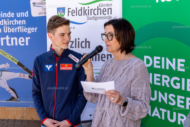 Autogrammstunde mit Maximilian Ortner | Bildershop von pixelworld.at - Realisiert mit Pictrs.com