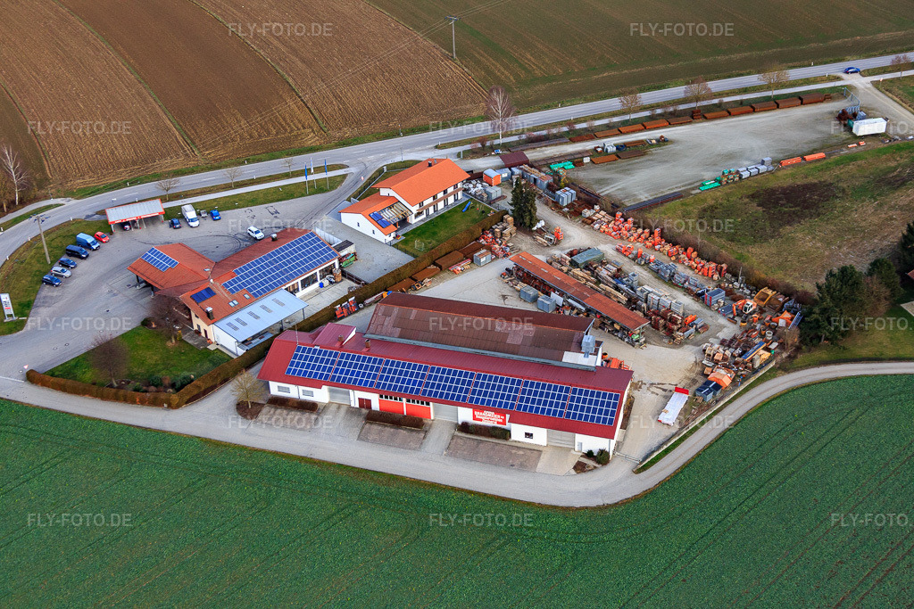 Luftbild: A.Brandmeier GmbH & Co KG Bauunternehmen Brandmeier Bau in Bad Birnbach im Bundesland Bayern in Deutschland. – Foto: IMG_085569.jpg vom 31.12.2015 durch Werner Riehm/FLY-FOTO.de – Auflösung des Originals: 5472 x 3648 px – Brandmeier Bau - Bad Birnbach