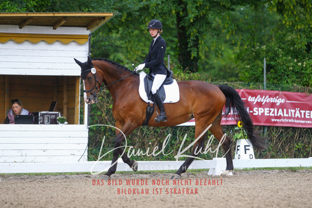 DKP41720 | Turniersportfotografie; Pferdefotografie; Dressurfotografie