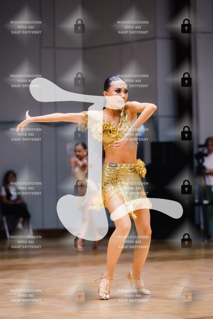 GOC 2025 - WDSF Solo Junior II Latin Female - 2025-08-21-8176 | Webshop for digital downloads and prints of dance sport, event & show photographer Julian Link - Realisiert mit Pictrs.com