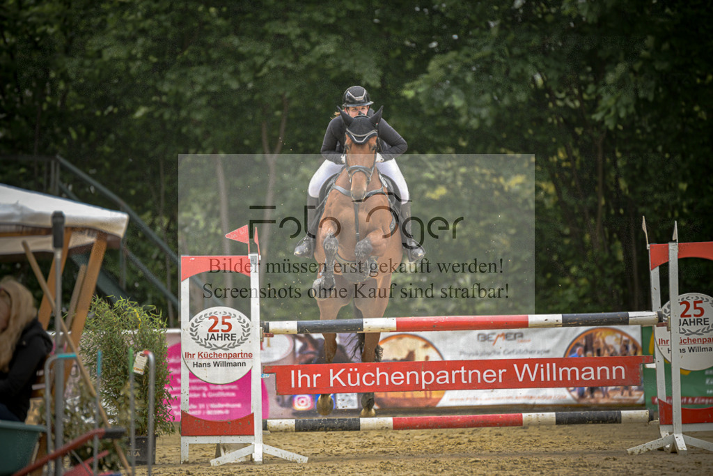 20240505-DOS_8697 | Entdecke hochwertige Reitturnierfotos von Foto Oger. Professionell, emotional und authentisch – jetzt Lieblingsmomente im Shop bestellen.Deutschlandweite Turnierfotografie. - Realisiert mit Pictrs.com