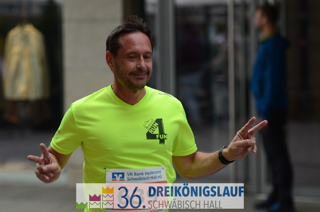 VR Bank Hauptlauf 10km | 3königslauf 2022 VR Bank Hauptlauf - Realisiert mit Pictrs.com