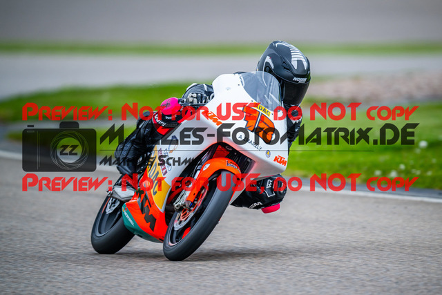 MaZZes_FotoMatrix_240503_6007705_8945 | KTM