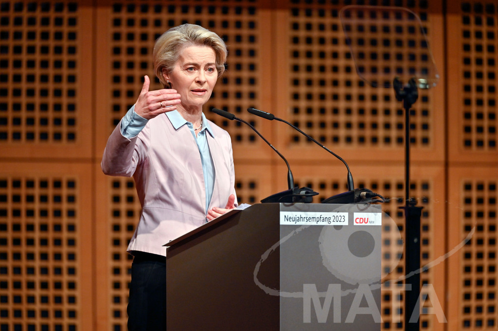_DWI0536 | Politikerin Ursula von der Leyen beim CDU-NRW Neujahrsempfang in Düsseldorf. Düsseldorf, 28.01.2023 - Realisiert mit Pictrs.com