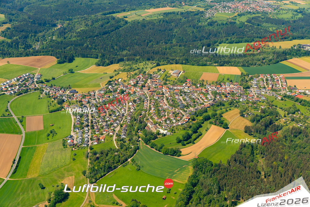 Das Luftbild zeigt :  Börtlingen - Die Luftaufnahme wurde 2024 vom UL-Flugzeug aus erstellt ( keine Drohne ) - Hochauflösende Luftaufnahme - Für grossformatige Ausdrucke geeignet. Die Geschenkidee !Mit Lizenz und Bildrechte bestellbar