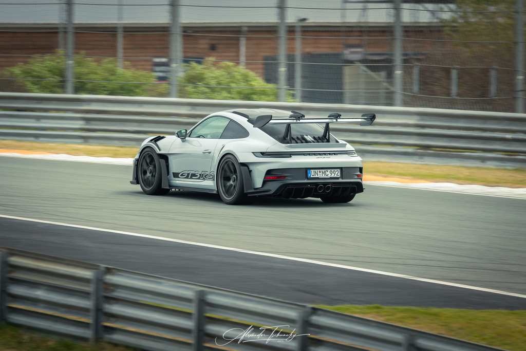 R6AT1344 _Alexander Tschuncky | Entdecken Sie die faszinierende Welt von Alexander Tschuncky Arts: Kreative Fotografie, atemberaubende Automobilkunst und hochwertiger Bilderdruck. Lassen Sie sich inspirieren! - Realisiert mit Pictrs.com