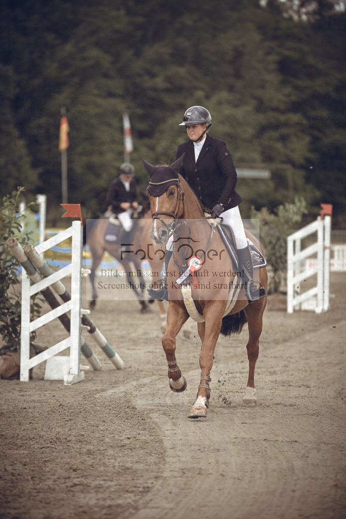 20240531-DOS_6265 | Entdecke hochwertige Reitturnierfotos von Foto Oger. Professionell, emotional und authentisch – jetzt Lieblingsmomente im Shop bestellen.Deutschlandweite Turnierfotografie. - Realisiert mit Pictrs.com