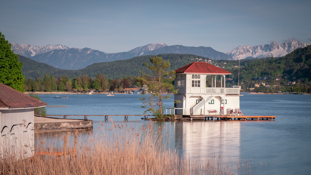 Landschaftsbilder_Landschaftsfotos_Kaufen_Wandbilder_Roman_-Huditsch-Fotografie_031_Kärnten_Wörthersee | Exklusiver Webshop für hochwertige Landschaftsfotos aus Kärnten, Österreich und der ganzen Welt.
Landschaftsfotos auf Leinwand, Acrylglas, Aludibond
Wandbilder online kaufen, fürs Zuhause oder als Geschenk zum Geburtstag, Weihnachten und mehr - Realisiert mit Pictrs.com