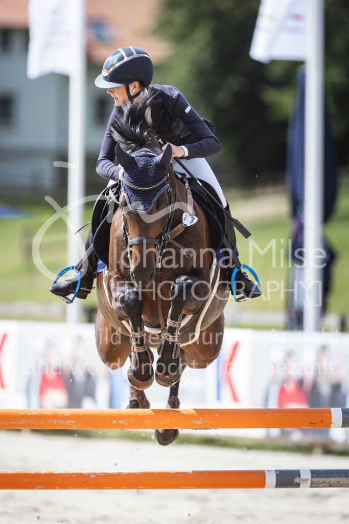 240714_BHO_M2-Spr-2-319 | Deine schönsten Turniermomente als professionelle Fotos! Entdecke hochwertige Pferdesport-Fotografie im Online-Shop. Jetzt Fotos finden & bestellen!