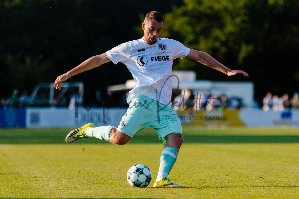 Testspiel, Saison 2026/27: SC Preußen Münster - Kickers Emden | Billerbeck, 10.07.2026: Testspiel, SC Preußen Münster gegen Kickers Emden auf der Anlage des DJK Billerbeck in Billerbeck. Foto: sportfotografie.ms | Markus Paletta - Realisiert mit Pictrs.com