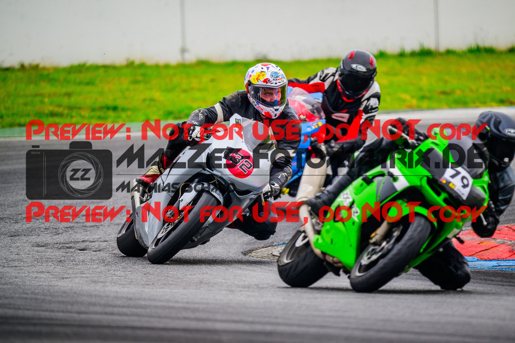 MaZZes_FotoMatrix_240614_6007705_4639 | GELB