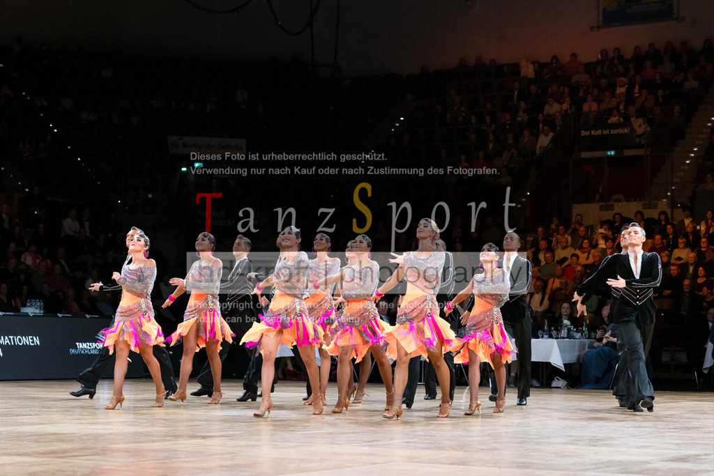 20241109_DM-Formationen_4000 | Tanzsportbilder, Standardtanz, Lateintanz, WDSF, DTV, LTVB, dancecomp, goc, hessen tanzt, blaues band der spree, walzer, tango, wiener walzer, slowfox, quickstepp, samba, rumba, cha-cha-cha, paso doble. jive, hd-kroft photography, turniertanzsport