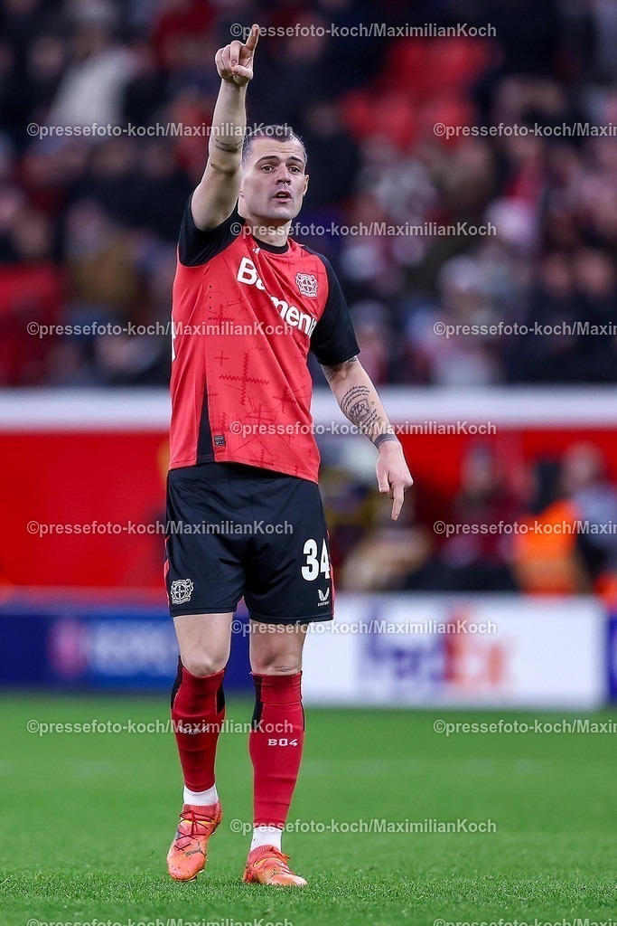 UCL29012502251 | 29.01.2025, Fußball, Bayer 04 Leverkusen - AC Sparta Prag, UEFA Champions League, 8. Spieltag, BayArena, Saison 2024 2025: Granit Xhaka (Bayer04 Leverkusen #34) gestikulierend