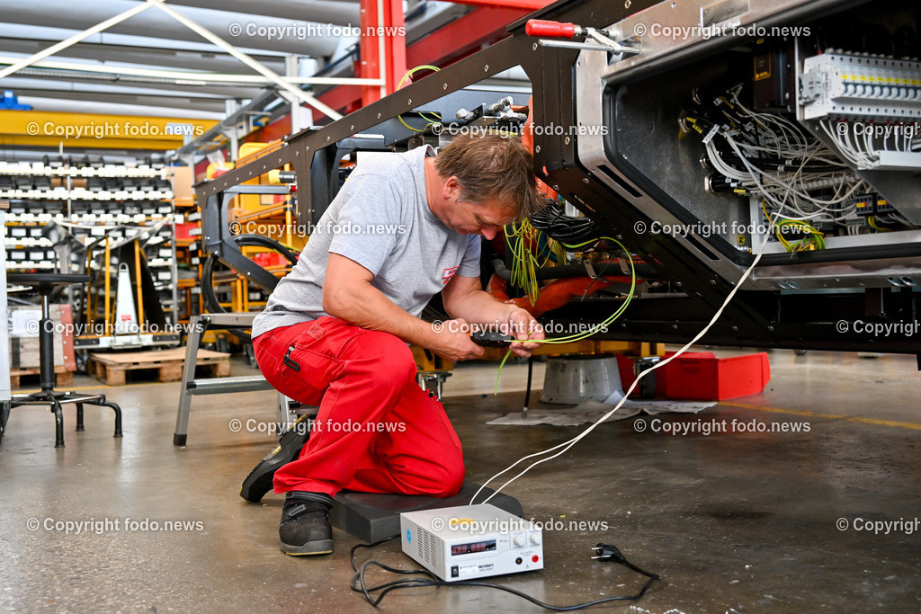 Rosenbauer International AG_ 19.07.2023-65 | 19.07.2023, Leonding, AUT, Rosenbauer International AG, im Bild Mitarbeiter Rosenbauer International AG in der Produktion