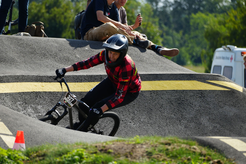 Startnr-327-Kristina-Matejit-DSC00680 | German Pumptrack Series - Realisiert mit Pictrs.com